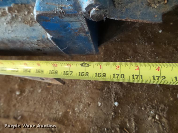 image for item EW9993 2005 New Holland TS115A tractor with snow groomer