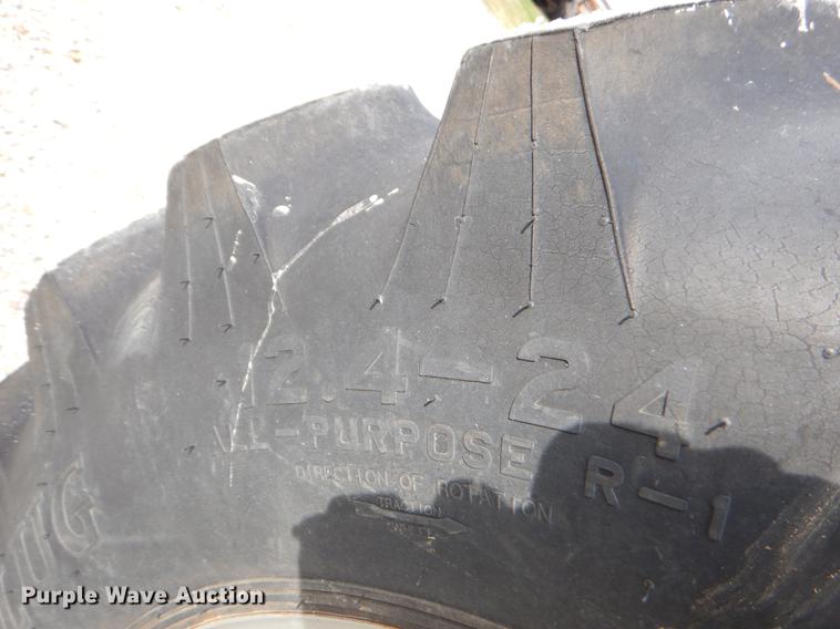 image for item EZ9911 1959 Allis Chalmers D10 tractor