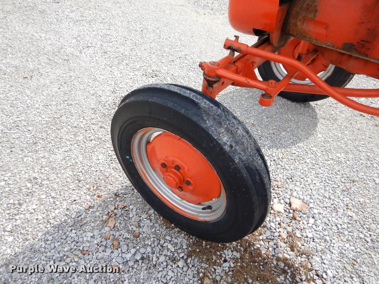 image for item EZ9911 1959 Allis Chalmers D10 tractor