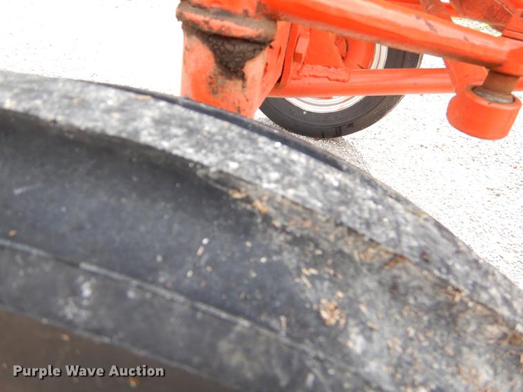 image for item EZ9911 1959 Allis Chalmers D10 tractor