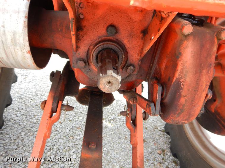image for item EZ9911 1959 Allis Chalmers D10 tractor