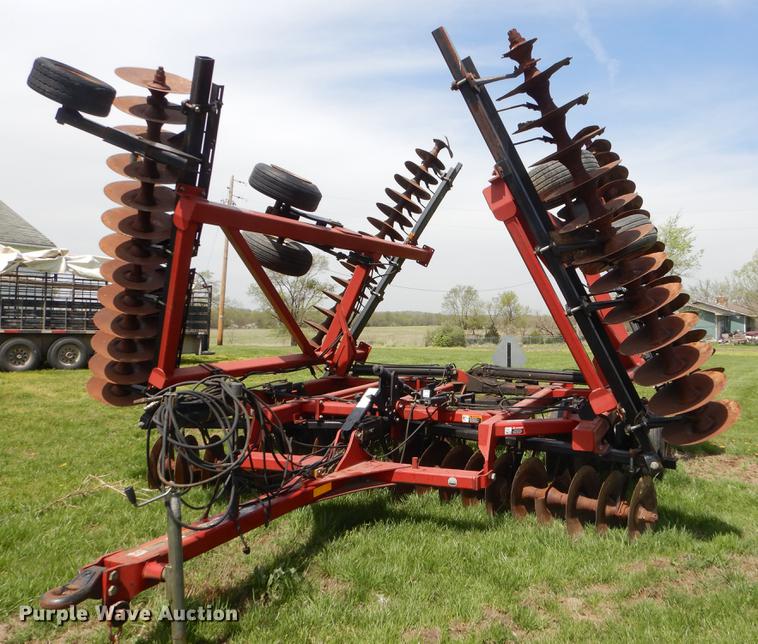 image for item EZ9982 2011 Case IH RMX370 tandem disk