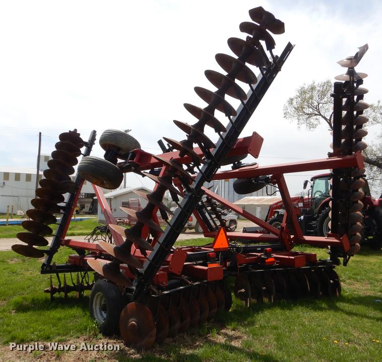 image for item EZ9982 2011 Case IH RMX370 tandem disk