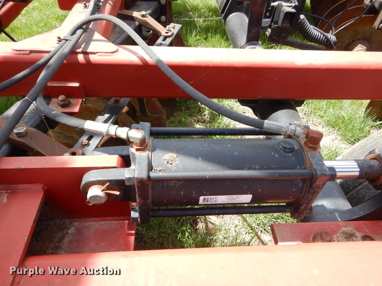 image for item EZ9982 2011 Case IH RMX370 tandem disk