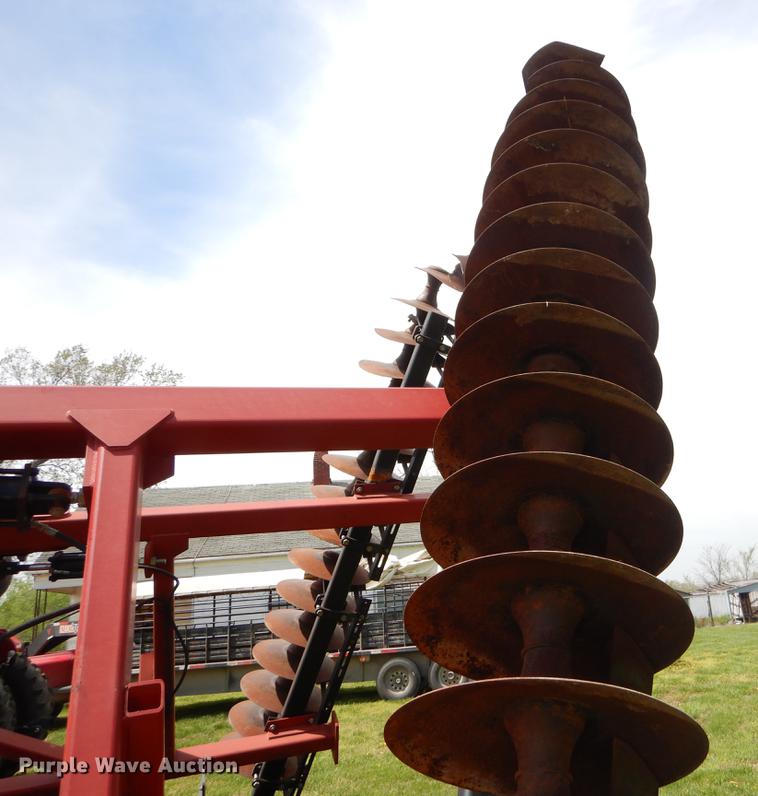 image for item EZ9982 2011 Case IH RMX370 tandem disk