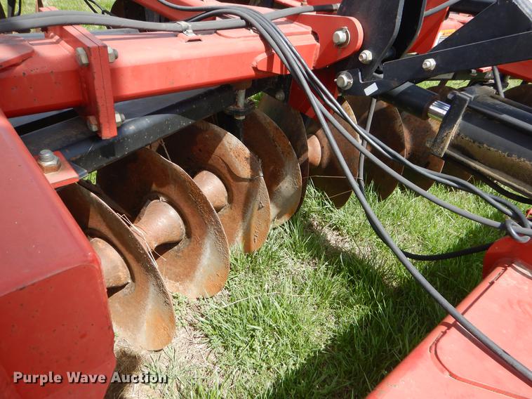 image for item EZ9982 2011 Case IH RMX370 tandem disk