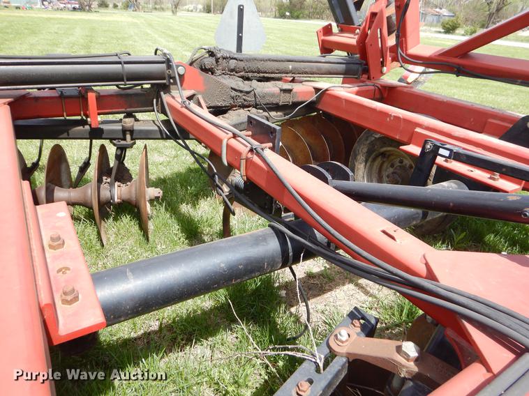 image for item EZ9982 2011 Case IH RMX370 tandem disk