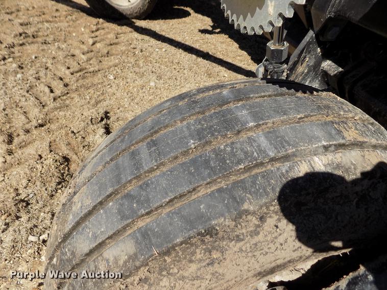 image for item FA9612 2010 CrustBuster 4030 All Plant grain drill