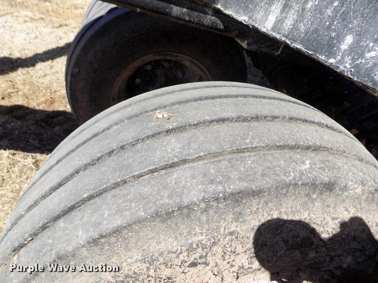 image for item FA9612 2010 CrustBuster 4030 All Plant grain drill