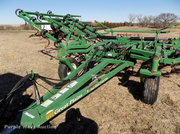 image for item FA9613 2008 Great Plains Series VII field cultivator
