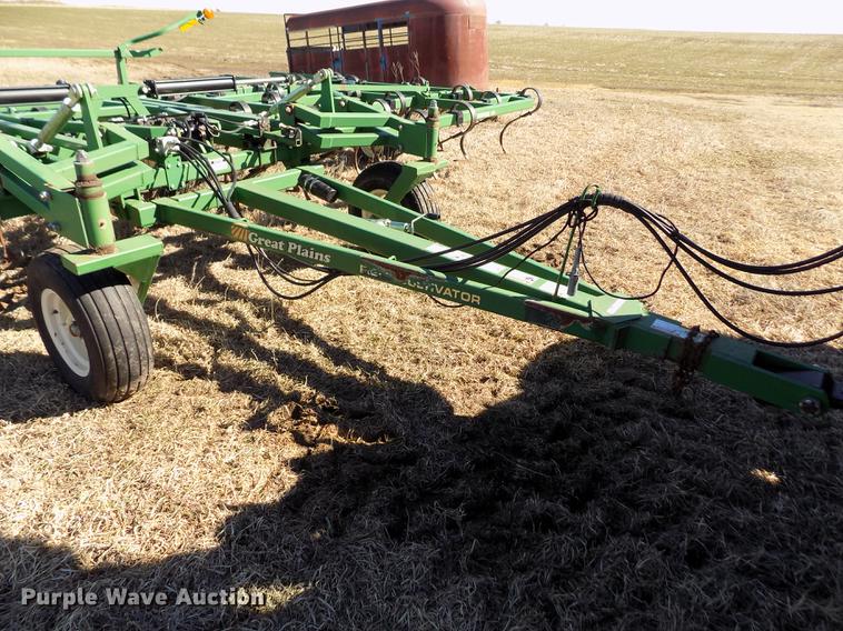 image for item FA9613 2008 Great Plains Series VII field cultivator