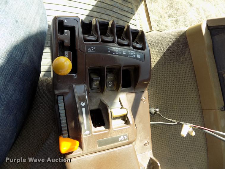 image for item FA9614 2006 John Deere 8130 MFWD tractor