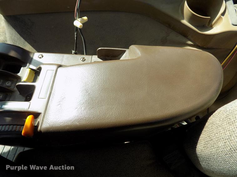 image for item FA9614 2006 John Deere 8130 MFWD tractor