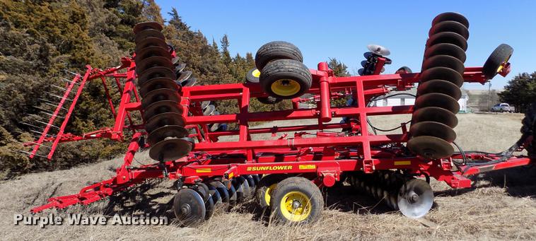 image for item FA9615 2010 Sunflower 1444 double off-set tandem disk