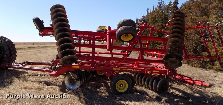 image for item FA9615 2010 Sunflower 1444 double off-set tandem disk