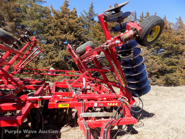 image for item FA9615 2010 Sunflower 1444 double off-set tandem disk