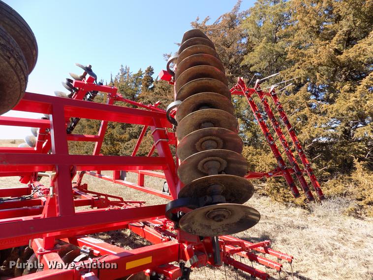 image for item FA9615 2010 Sunflower 1444 double off-set tandem disk