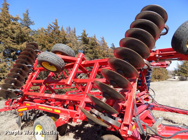 image for item FA9615 2010 Sunflower 1444 double off-set tandem disk