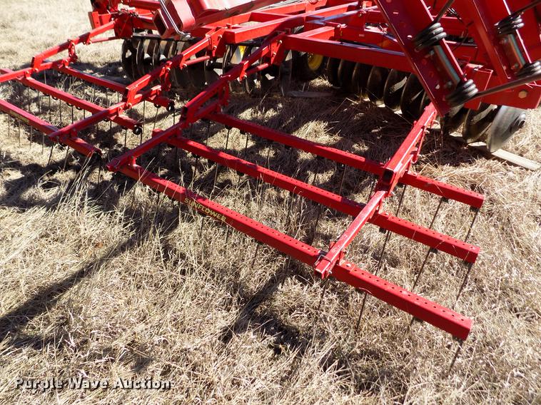 image for item FA9615 2010 Sunflower 1444 double off-set tandem disk