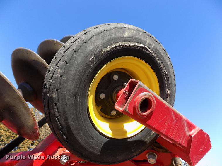 image for item FA9615 2010 Sunflower 1444 double off-set tandem disk