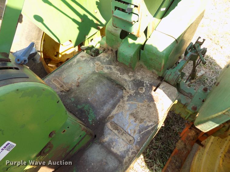 image for item FA9627 1967 John Deere 4020 tractor