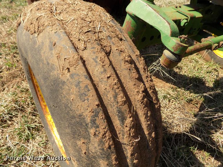 image for item FA9627 1967 John Deere 4020 tractor