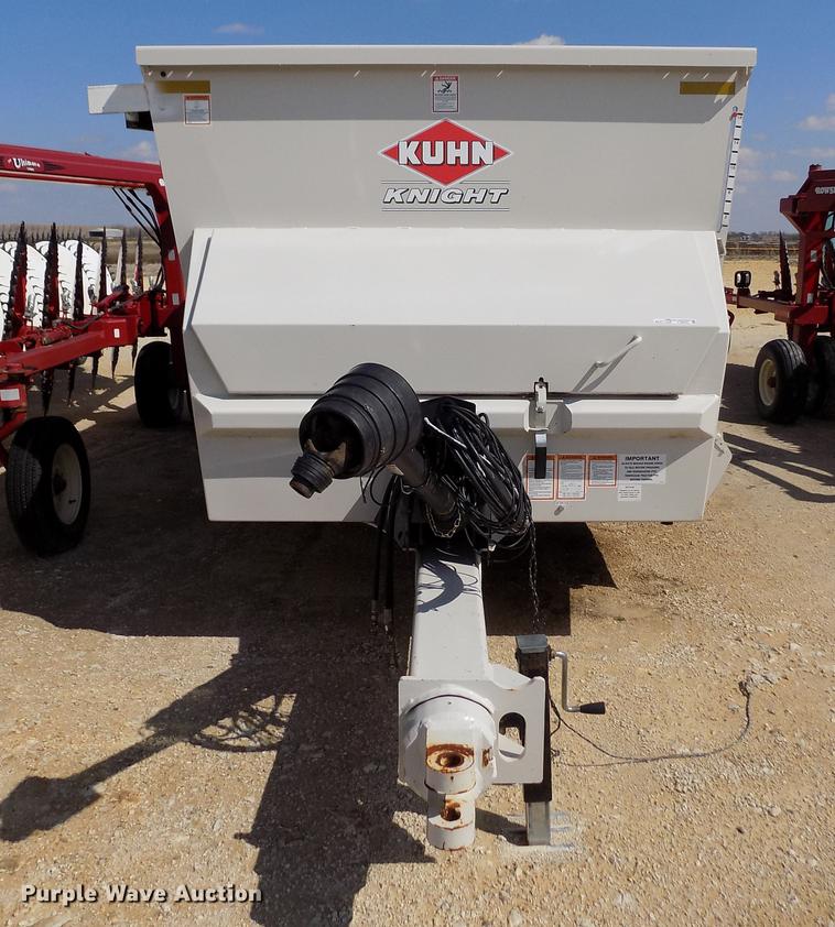 image for item FA9629 Kuhn Knight Slinger SLC132 manure spreader