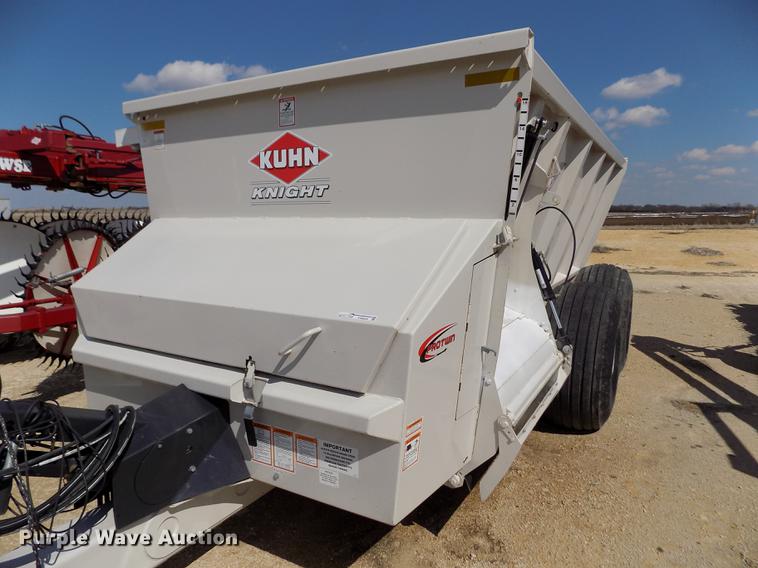 image for item FA9629 Kuhn Knight Slinger SLC132 manure spreader