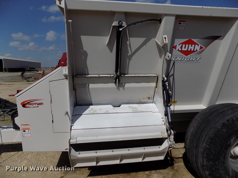 image for item FA9629 Kuhn Knight Slinger SLC132 manure spreader