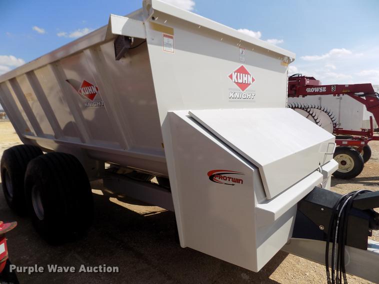 image for item FA9629 Kuhn Knight Slinger SLC132 manure spreader