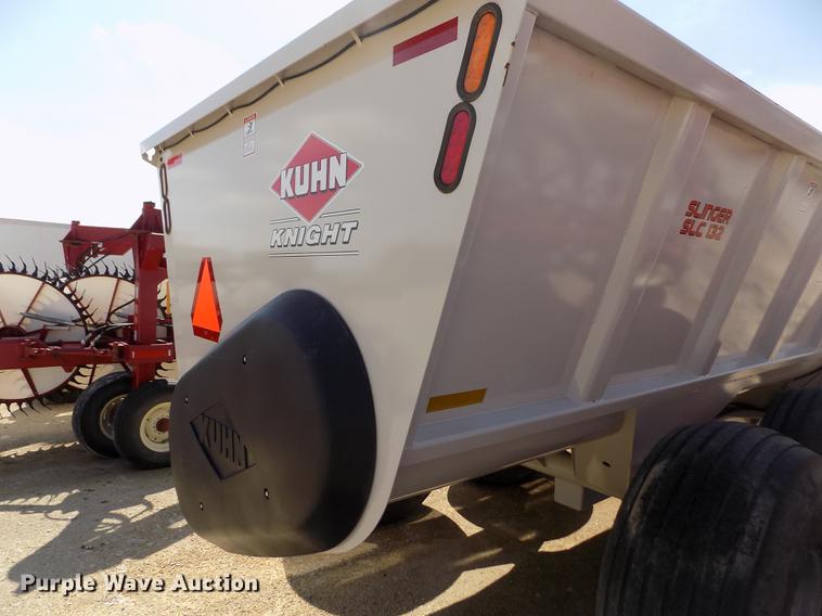 image for item FA9629 Kuhn Knight Slinger SLC132 manure spreader