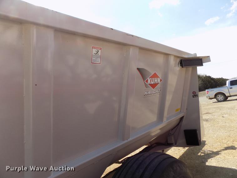 image for item FA9629 Kuhn Knight Slinger SLC132 manure spreader