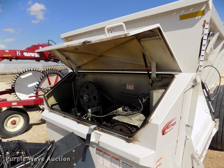 image for item FA9629 Kuhn Knight Slinger SLC132 manure spreader