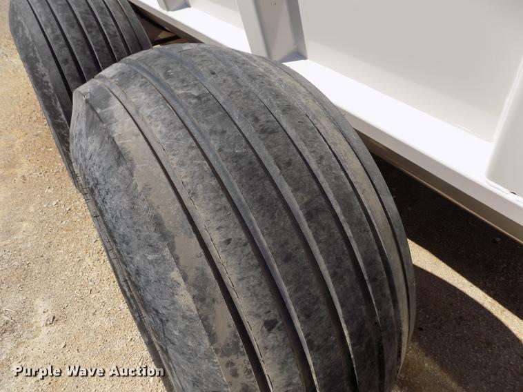 image for item FA9629 Kuhn Knight Slinger SLC132 manure spreader