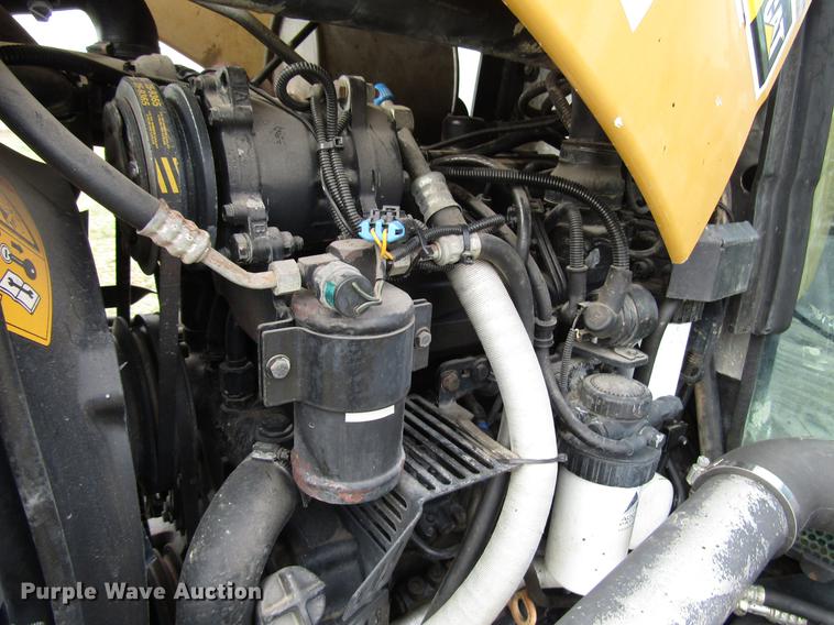 image for item FJ9632 2007 Challenger MT345B tractor