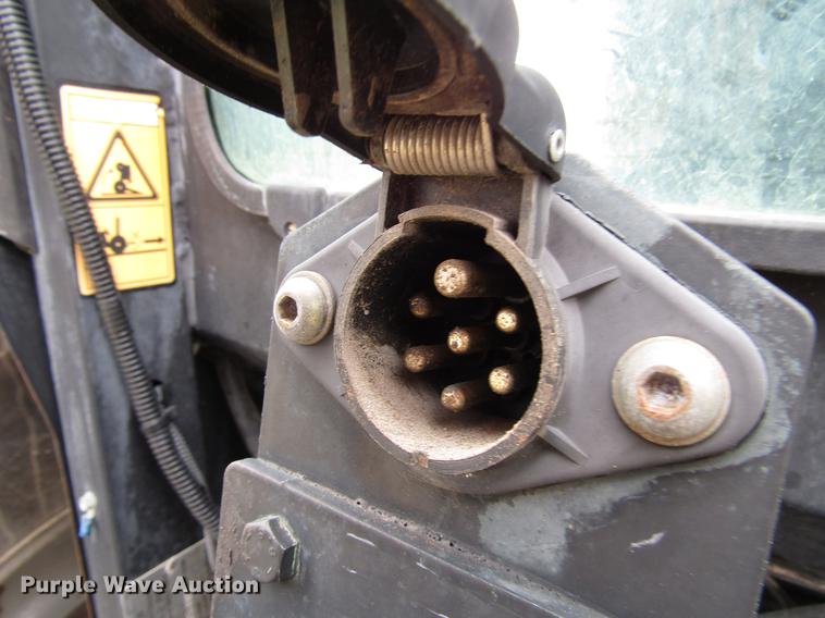 image for item FJ9632 2007 Challenger MT345B tractor