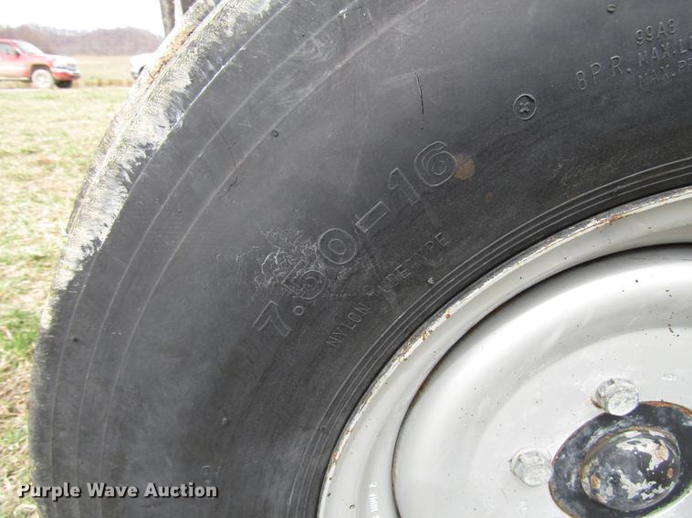 image for item FJ9632 2007 Challenger MT345B tractor