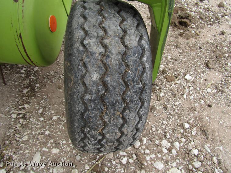 image for item FJ9653 2016 Claas 380 pickup head