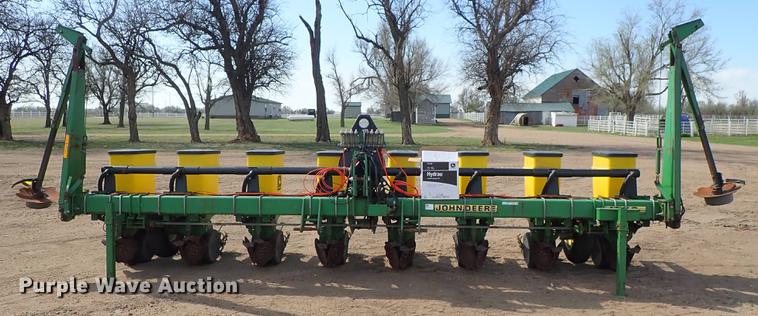 image for item FL9704 John Deere 1700 Max Emerge Plus planter