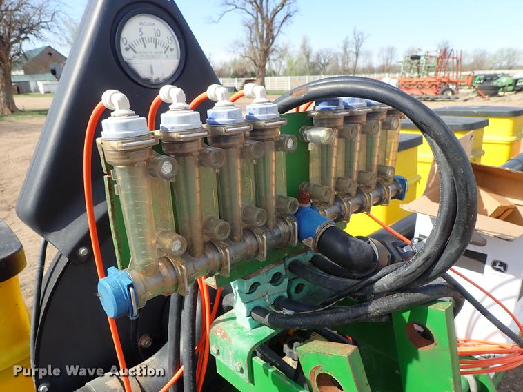 image for item FL9704 John Deere 1700 Max Emerge Plus planter