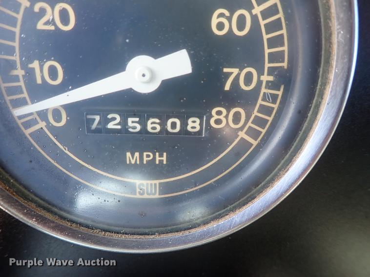 image for item FL9706 1977 International Transtar 4300 grain truck