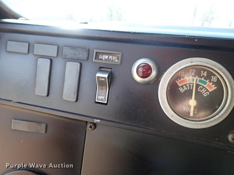 image for item FL9706 1977 International Transtar 4300 grain truck