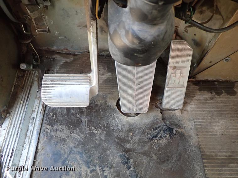 image for item FL9706 1977 International Transtar 4300 grain truck