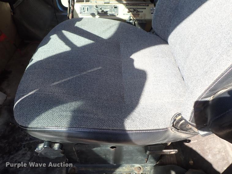 image for item FL9706 1977 International Transtar 4300 grain truck