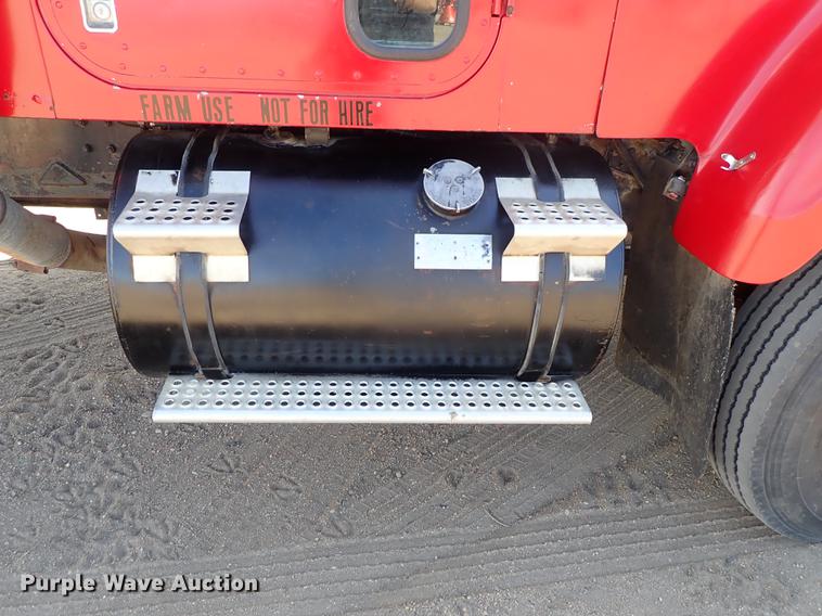 image for item FL9706 1977 International Transtar 4300 grain truck