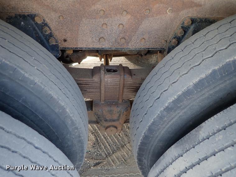 image for item FL9706 1977 International Transtar 4300 grain truck