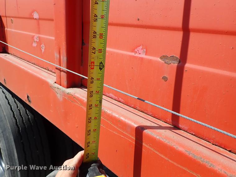 image for item FL9706 1977 International Transtar 4300 grain truck