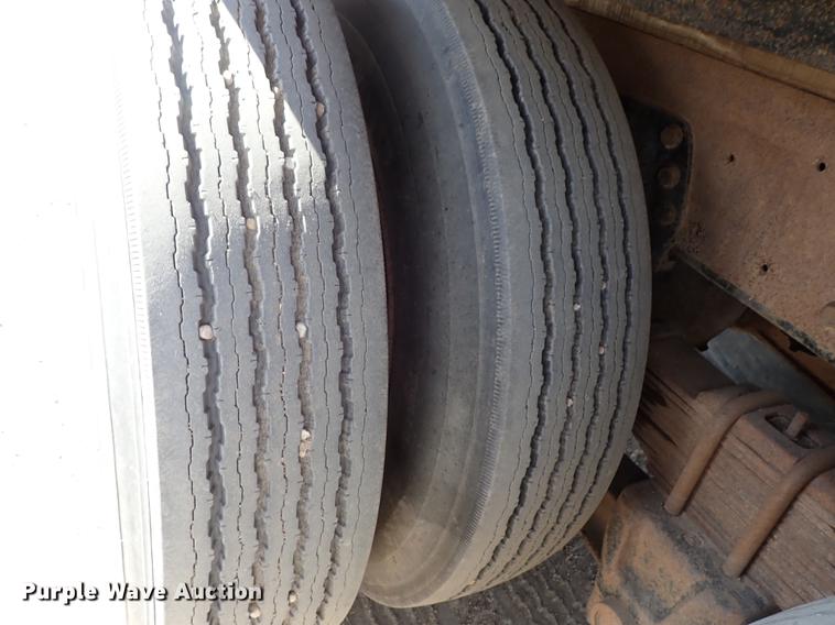 image for item FL9706 1977 International Transtar 4300 grain truck