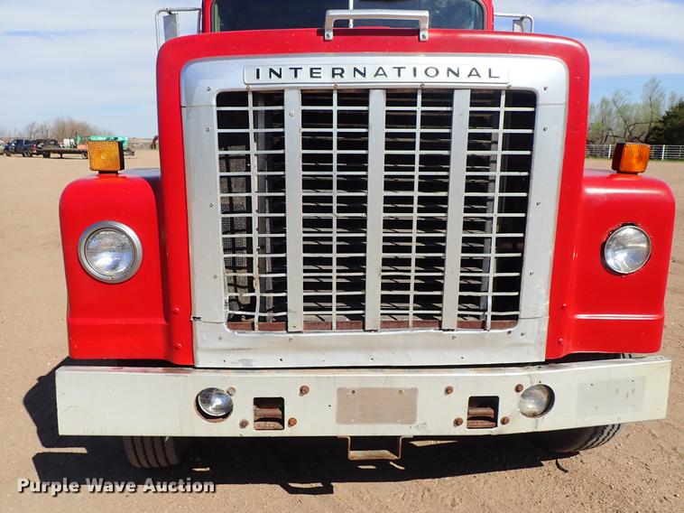 image for item FL9706 1977 International Transtar 4300 grain truck