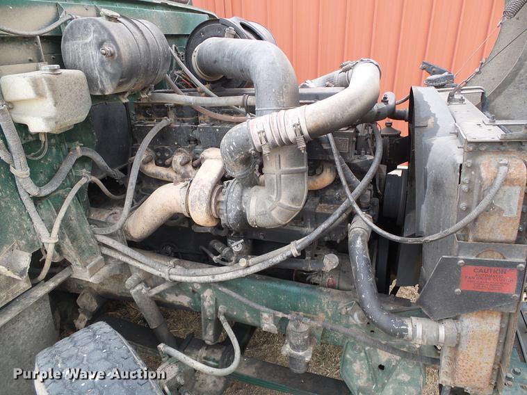 image for item DC5248 1992 International 9400 semi truck